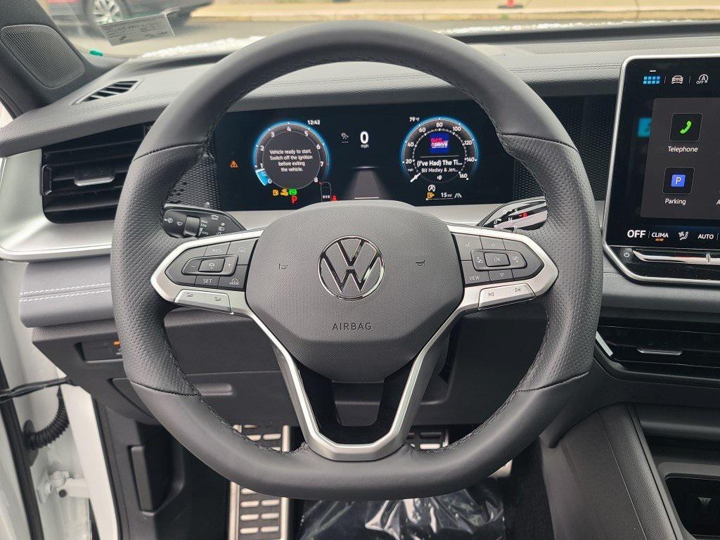 new 2025 Volkswagen Tiguan car, priced at $37,515