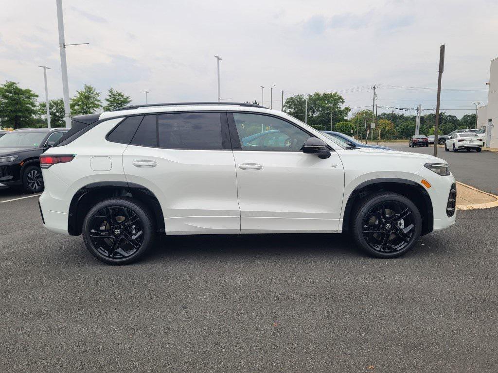 new 2025 Volkswagen Tiguan car, priced at $37,515