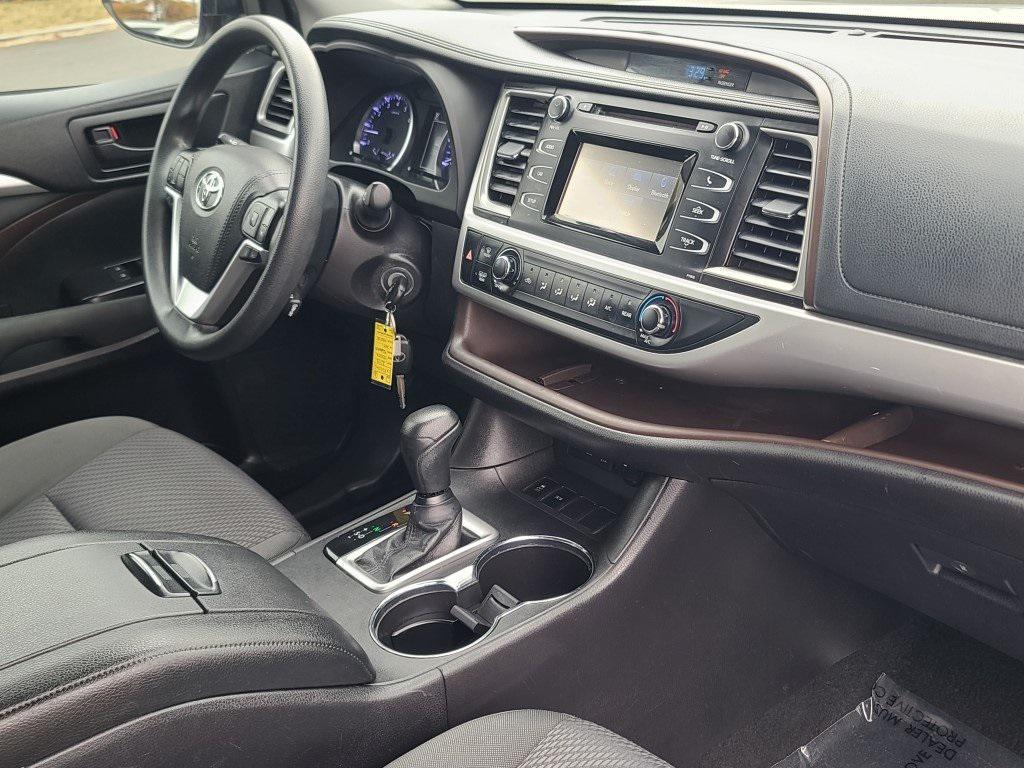 used 2019 Toyota Highlander car, priced at $19,995