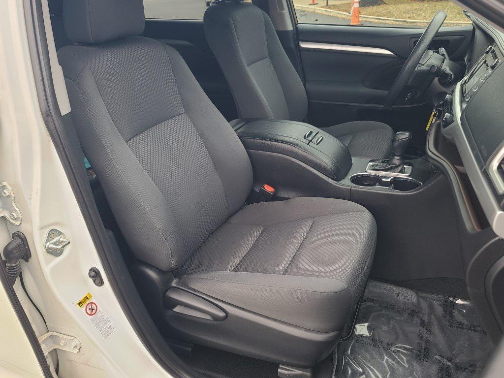 used 2019 Toyota Highlander car, priced at $19,995