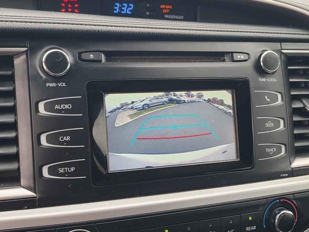 used 2019 Toyota Highlander car, priced at $19,995