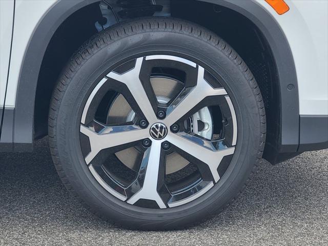 new 2025 Volkswagen Tiguan car, priced at $35,823