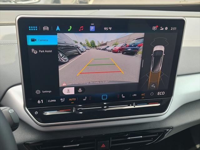 new 2025 Volkswagen ID.4 car, priced at $40,992