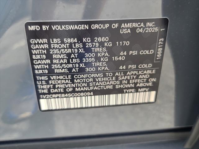new 2025 Volkswagen ID.4 car, priced at $40,992