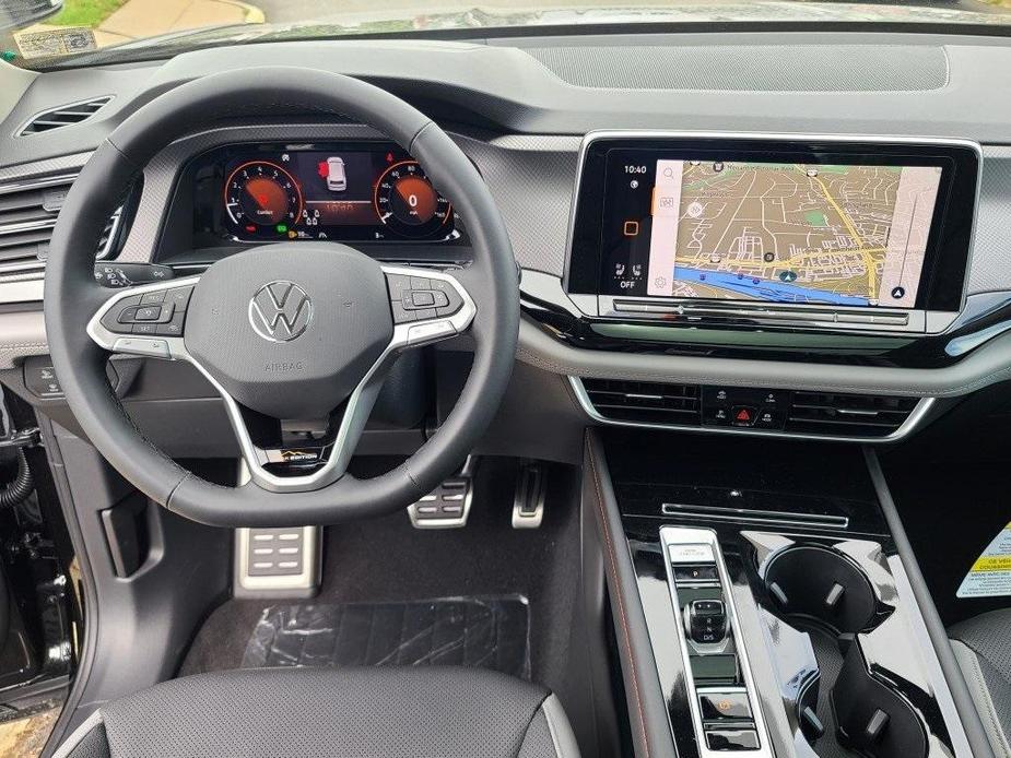 new 2024 Volkswagen Atlas car, priced at $49,324