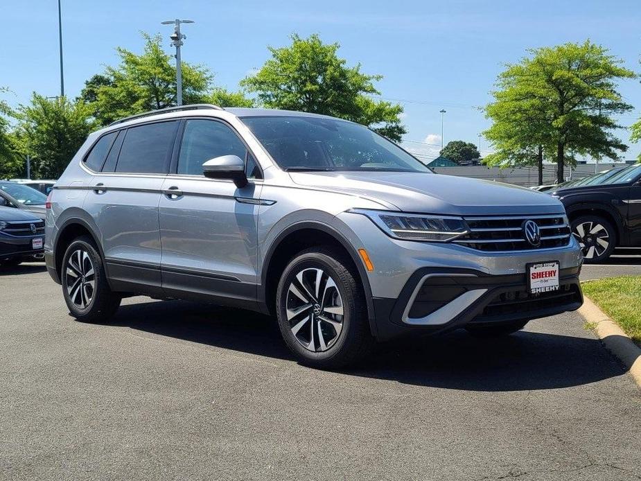 new 2024 Volkswagen Tiguan car, priced at $29,299