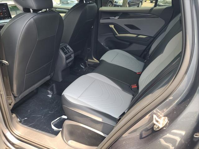 new 2025 Volkswagen Tiguan car, priced at $38,485