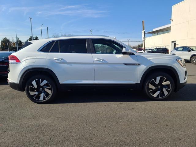 new 2024 Volkswagen Atlas Cross Sport car, priced at $41,215