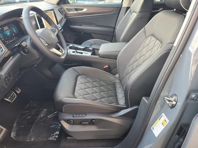 new 2026 Volkswagen Atlas car, priced at $53,608