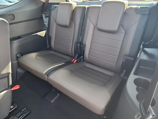 new 2025 Volkswagen Atlas car, priced at $46,506
