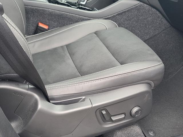 used 2021 Volvo XC40 car, priced at $28,300