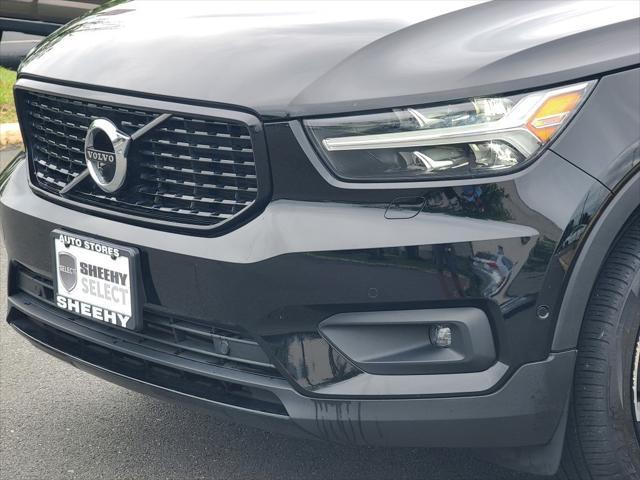 used 2021 Volvo XC40 car, priced at $28,300