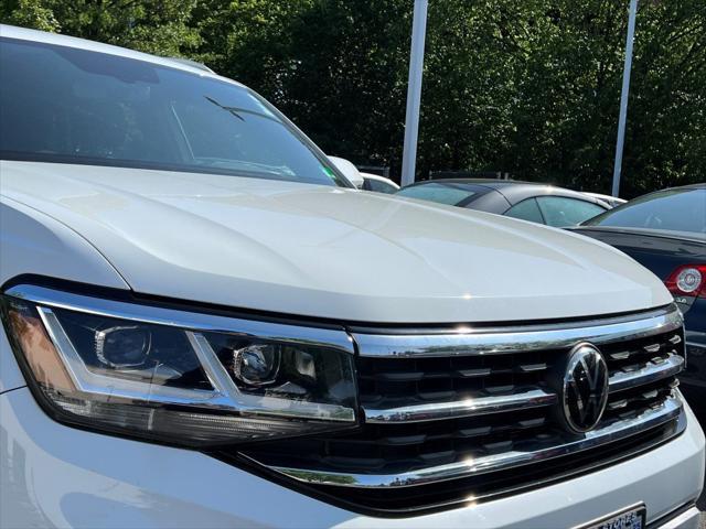 used 2021 Volkswagen Atlas Cross Sport car, priced at $25,000