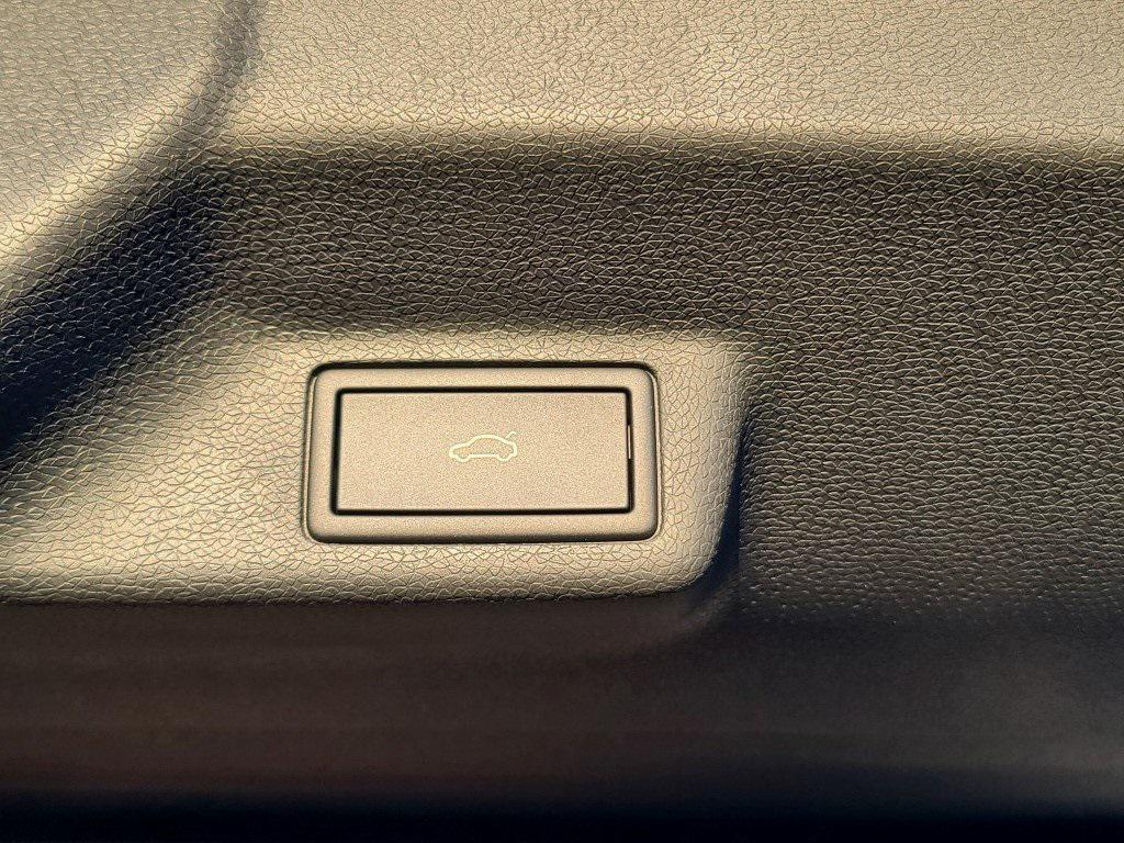 new 2025 Volkswagen ID. Buzz car, priced at $57,650