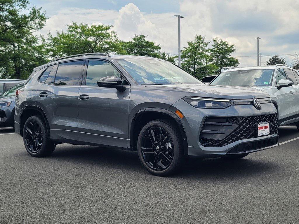 new 2025 Volkswagen Tiguan car, priced at $36,350