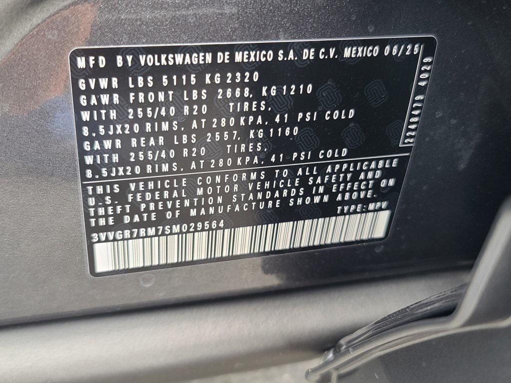 new 2025 Volkswagen Tiguan car, priced at $36,350
