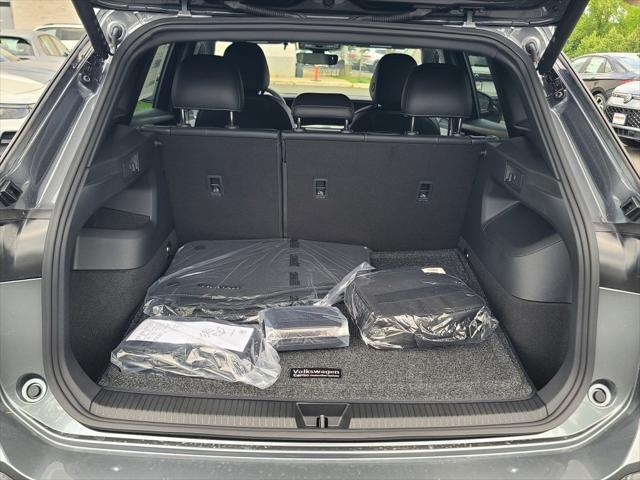 new 2025 Volkswagen Tiguan car, priced at $37,100