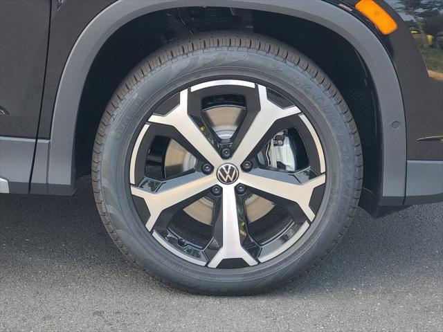 new 2025 Volkswagen Tiguan car, priced at $35,823