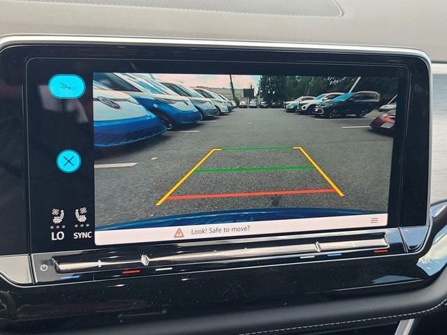 new 2026 Volkswagen Atlas Cross Sport car, priced at $39,918