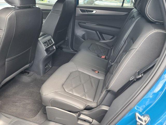 new 2026 Volkswagen Atlas Cross Sport car, priced at $39,918