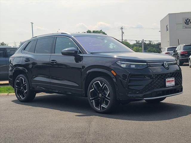 new 2025 Volkswagen Tiguan car, priced at $40,560
