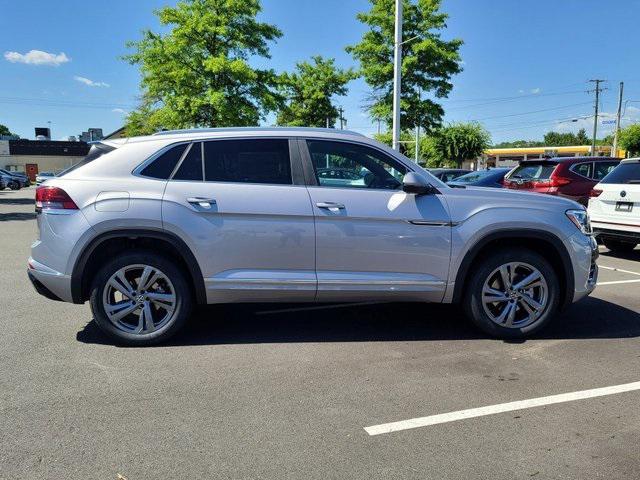 new 2024 Volkswagen Atlas Cross Sport car, priced at $41,849