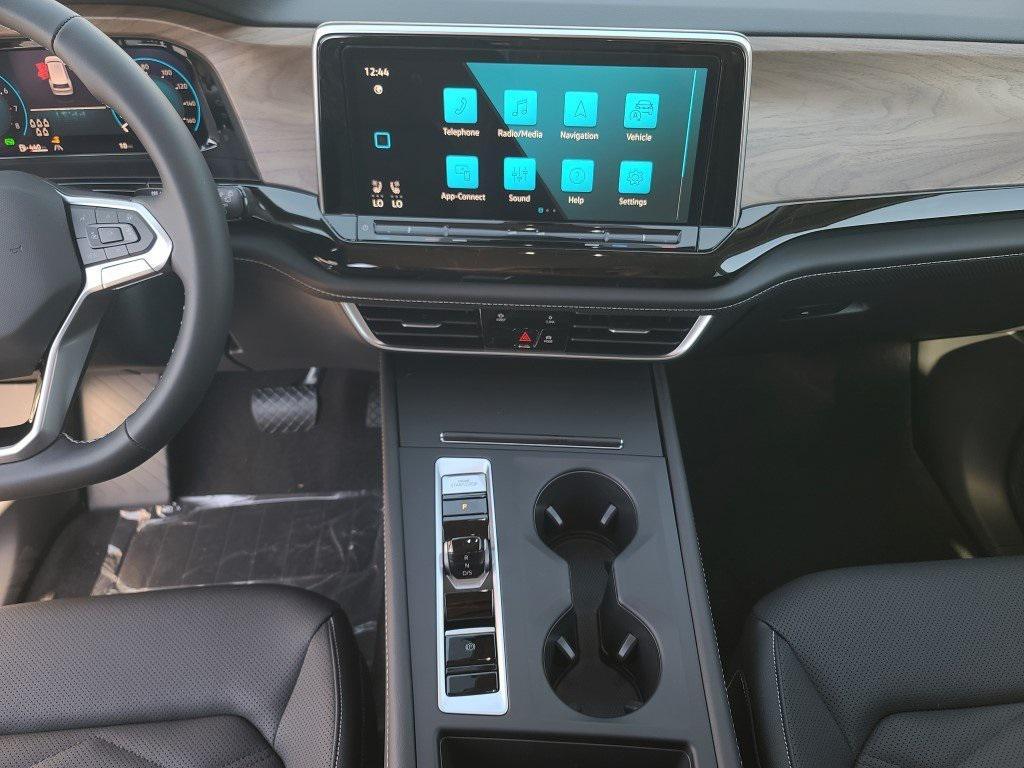 new 2026 Volkswagen Atlas car, priced at $40,263