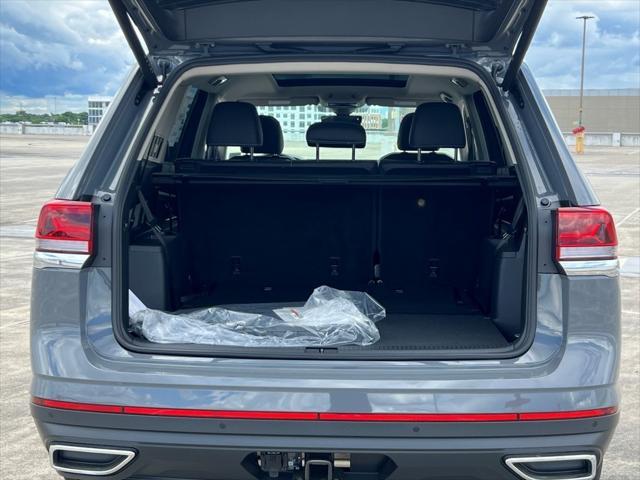 new 2025 Volkswagen Atlas car, priced at $44,873