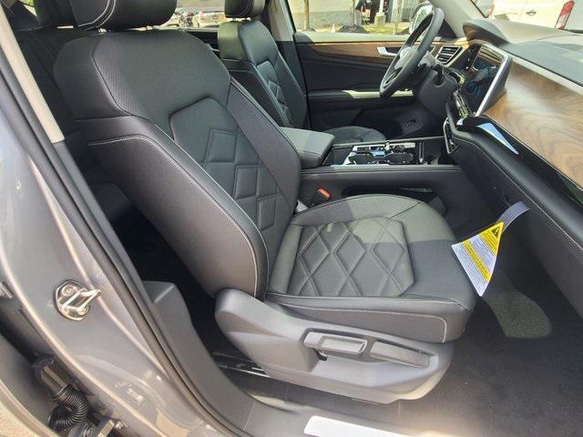 new 2026 Volkswagen Atlas car, priced at $45,908
