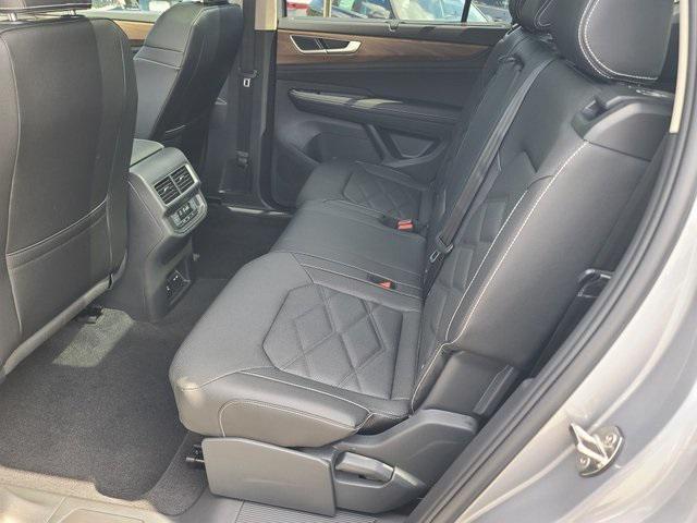 new 2026 Volkswagen Atlas car, priced at $45,908