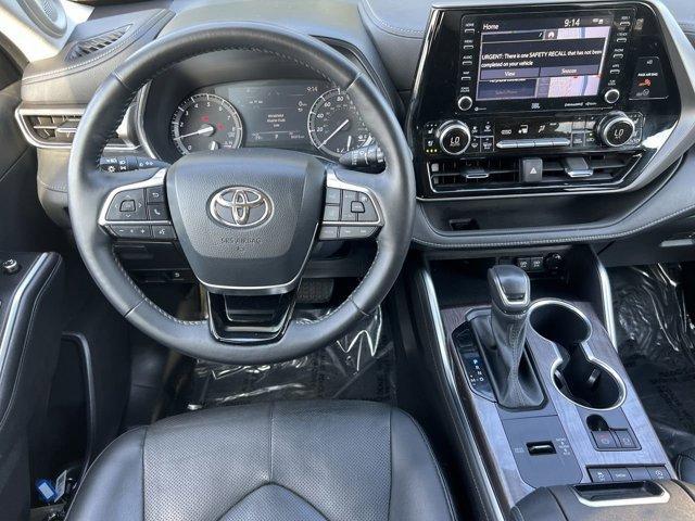 used 2021 Toyota Highlander car, priced at $26,998