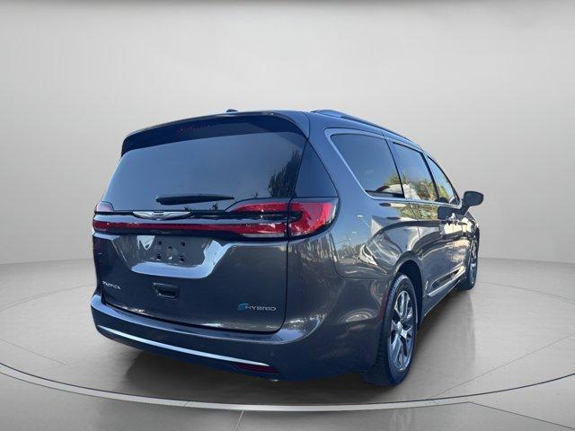 used 2022 Chrysler Pacifica Hybrid car, priced at $28,898