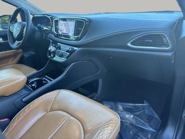 used 2022 Chrysler Pacifica Hybrid car, priced at $28,898