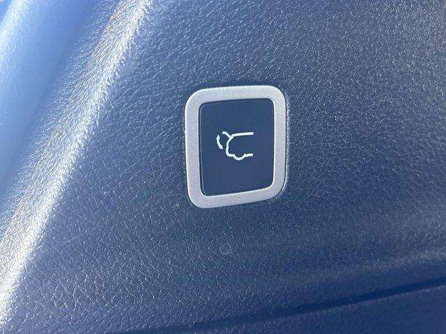 used 2022 Chrysler Pacifica Hybrid car, priced at $28,898