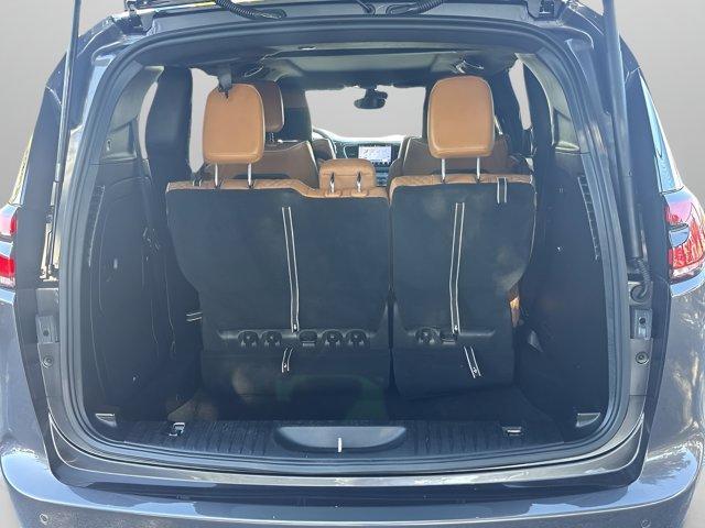 used 2022 Chrysler Pacifica Hybrid car, priced at $28,898