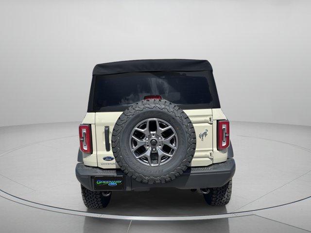 new 2025 Ford Bronco car, priced at $50,288