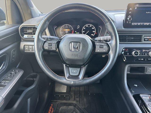 used 2025 Honda Pilot car, priced at $42,999