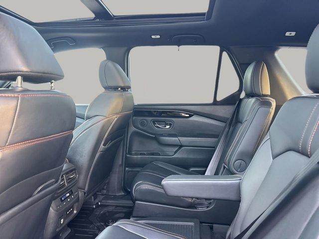 used 2025 Honda Pilot car, priced at $42,999