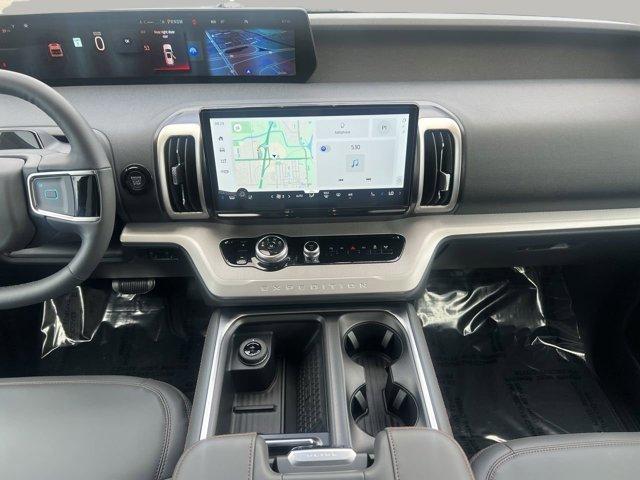 new 2025 Ford Expedition Max car, priced at $70,688