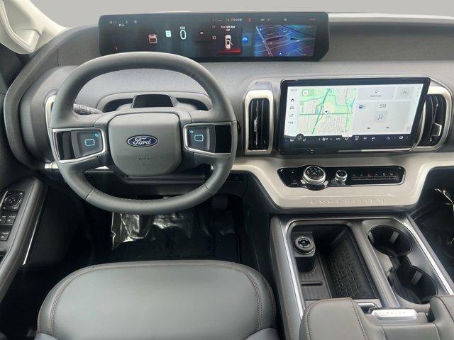 new 2025 Ford Expedition Max car, priced at $70,688