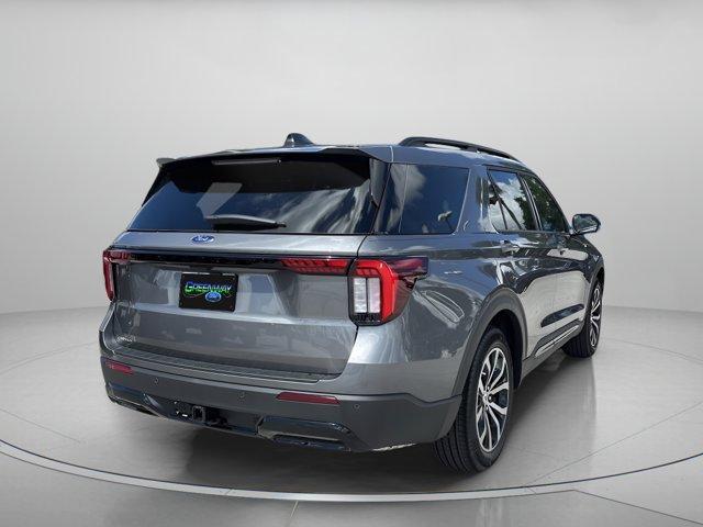 new 2025 Ford Explorer car, priced at $40,931