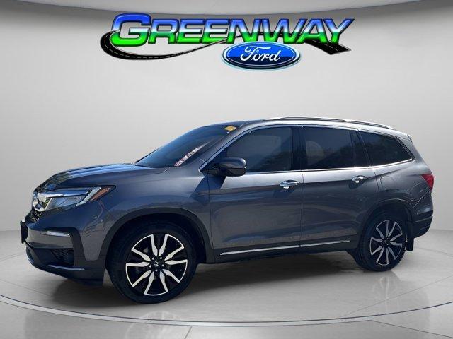 used 2021 Honda Pilot car, priced at $25,399