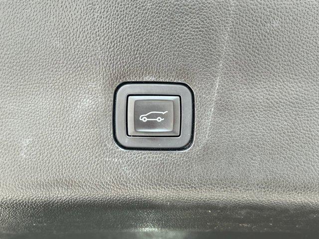 used 2019 Chevrolet Traverse car, priced at $17,610