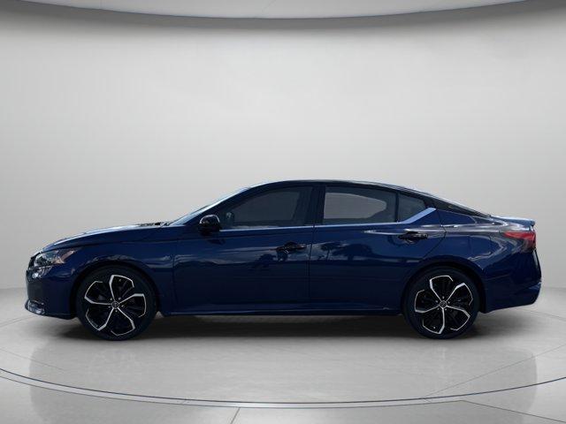 used 2023 Nissan Altima car, priced at $21,072