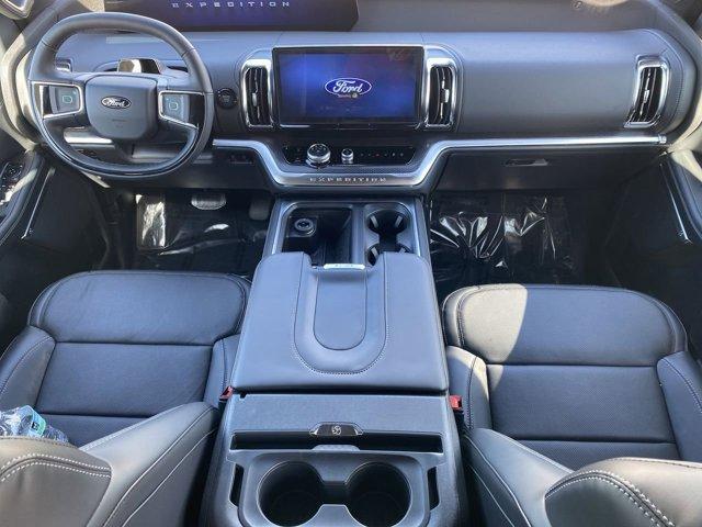 new 2025 Ford Expedition car, priced at $78,957