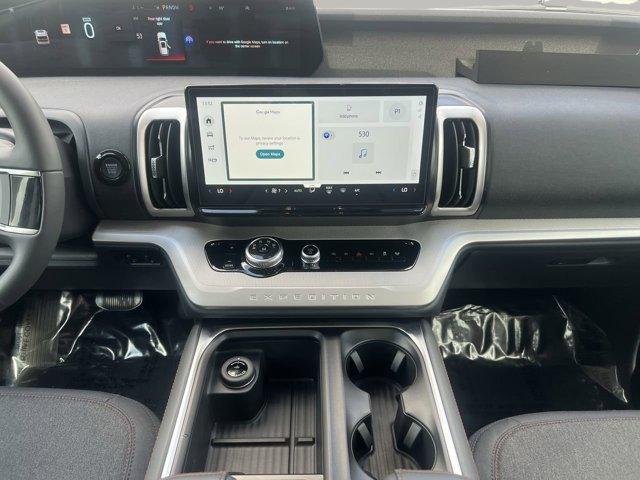 new 2025 Ford Expedition car, priced at $60,476