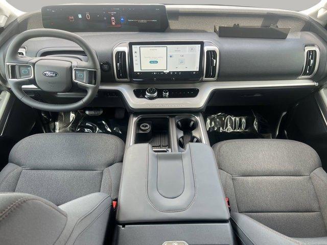 new 2025 Ford Expedition car, priced at $60,476