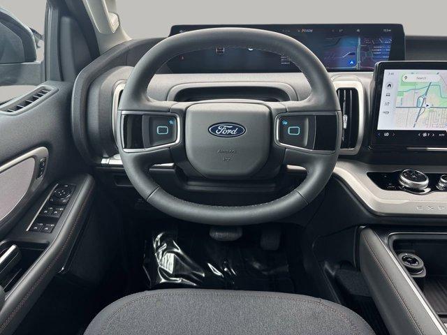 new 2025 Ford Expedition car, priced at $60,312