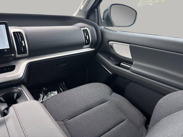 new 2025 Ford Expedition car, priced at $60,312