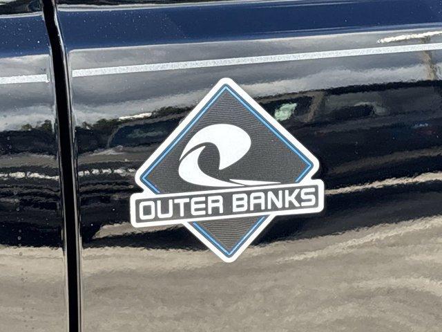 new 2025 Ford Bronco car, priced at $43,994